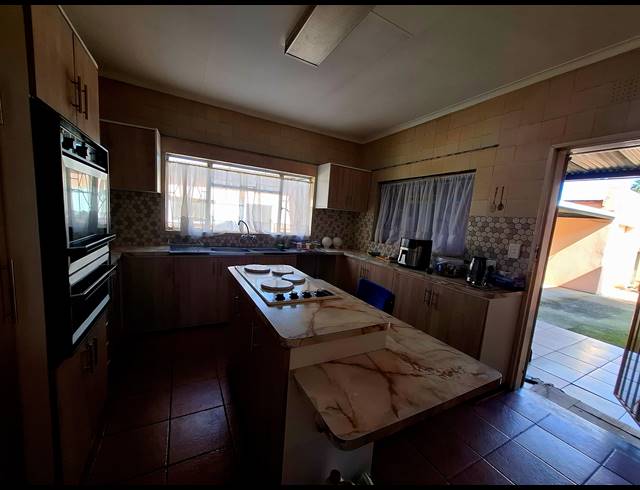 3 BEDROOM HOUSE FOR SALE IN BRAKPAN CENTRAL